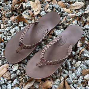 Rainbow Sandals Twisted Sister size L 9.5-10.5